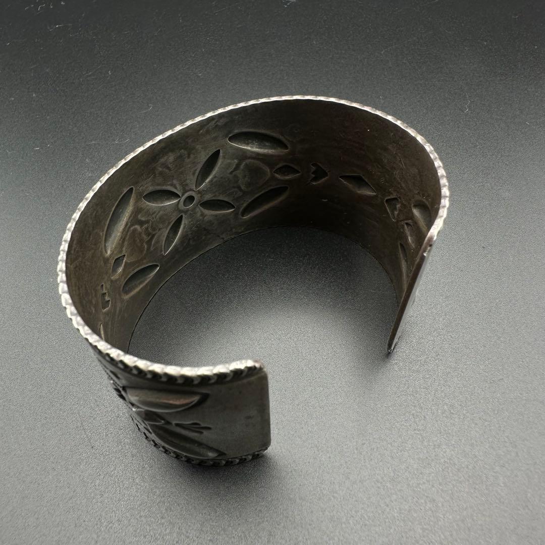 Navajo STANLEY PARKER スタンプワーク バングル