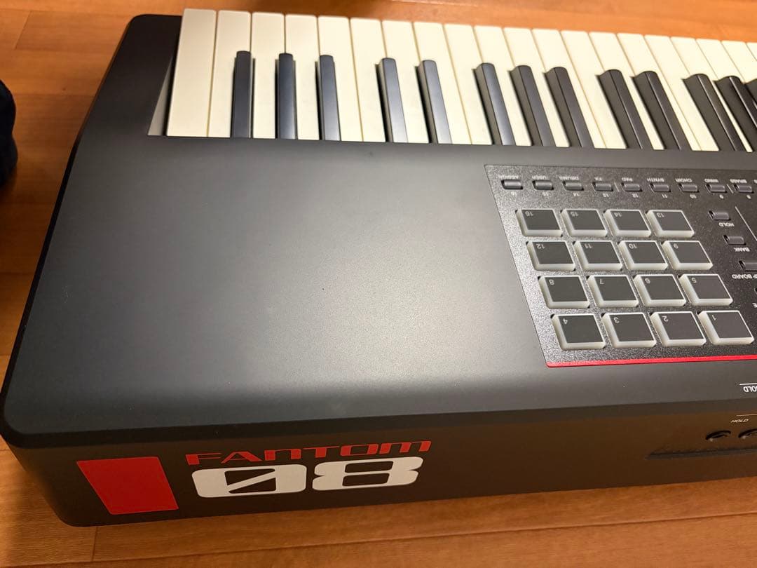 Roland Fantom-08 88鍵盤 ワークステーション（純正ケース付）