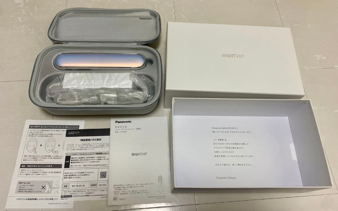 新品未使用 美顔器 Panasonic フォトブライトショットEH-SL85-w