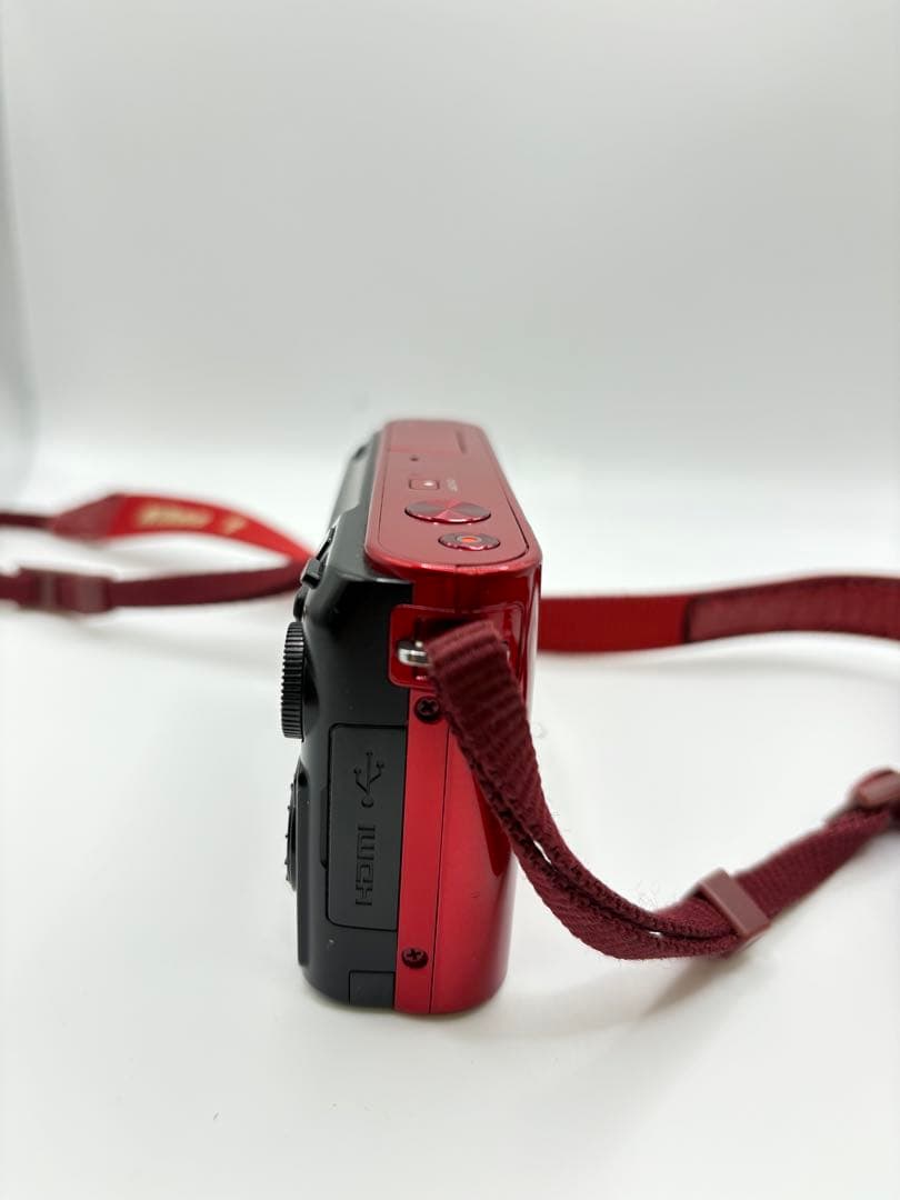 Nikon1 J1 ミラーレス一眼カメラ　本体