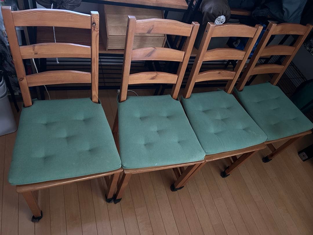 IKEA NORDEN(ダイニングテーブル)とJOKKMOKK(チェア)4脚
