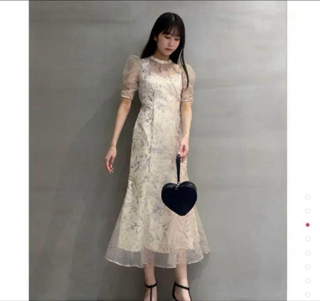 エンボスオーガンジー Lilyグリッタードレス