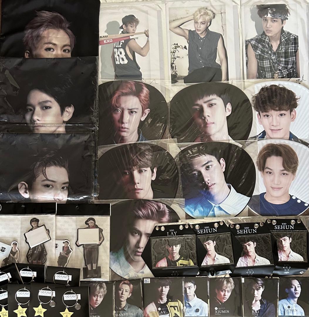 EXO グッズ　⑦うちわ　CD セフン チャニョル　クッションカバー　ステッカー
