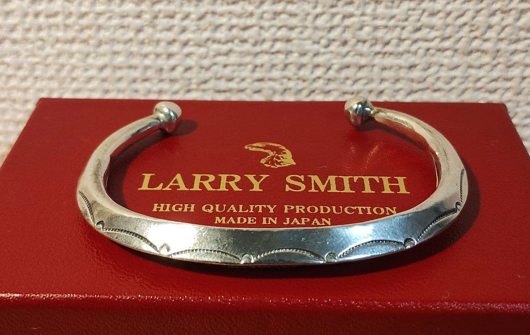 LARRY SMITH バングル