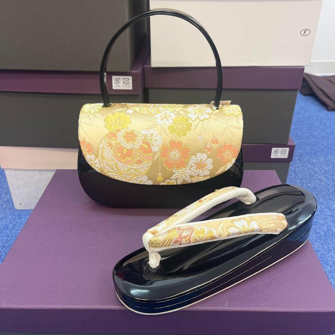 大特価　振袖用　草履バック　黒