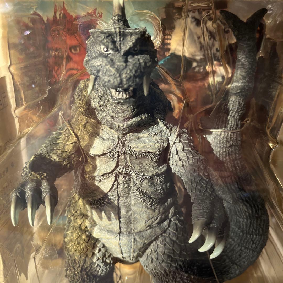 ゴメスフィギュア　ウルトラＱ