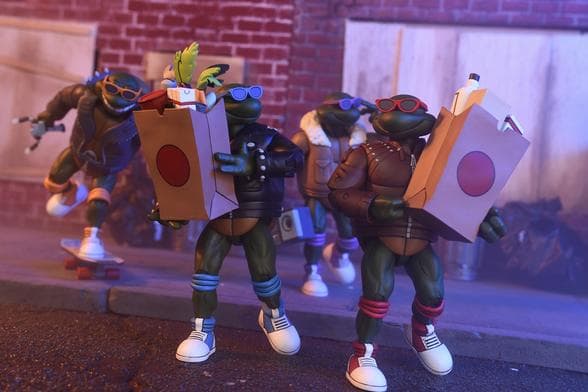 【NECA】新品 正規品 パンク・タートルズ TMNT フィギュア 4PK