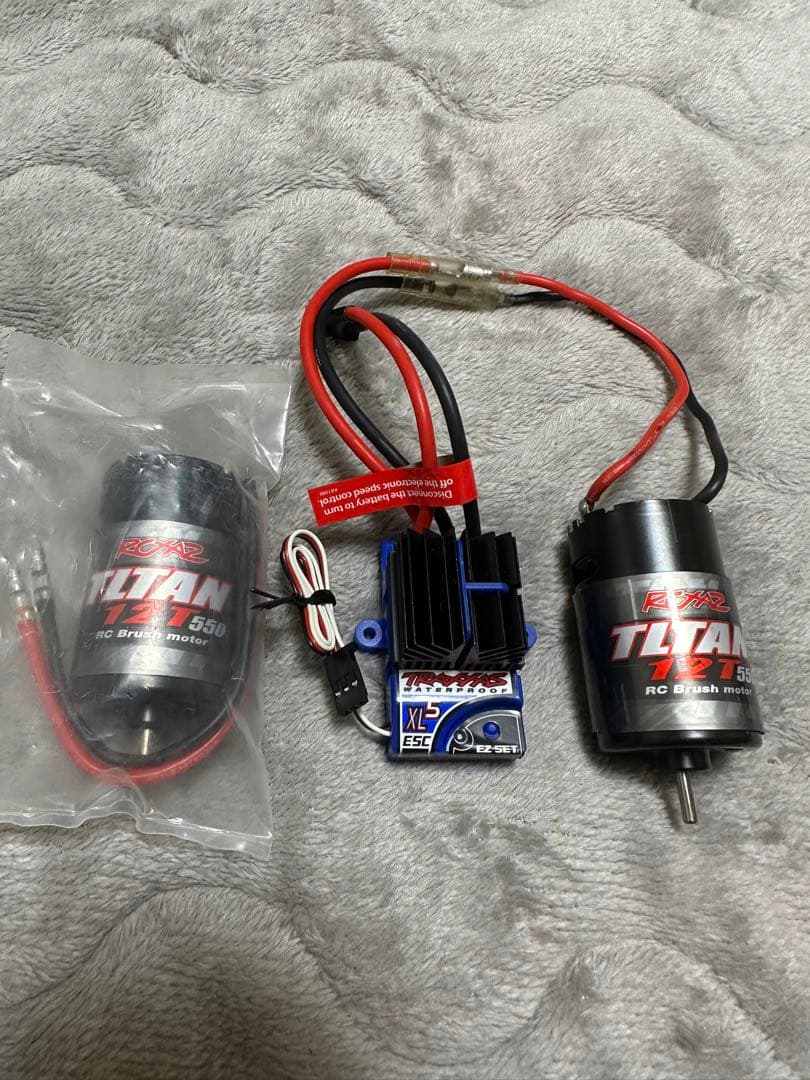 トラクサス　ESC XL5 12T モーター2個　セット　1個新品