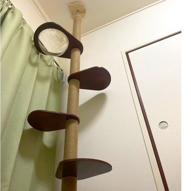 木製キャットタワー　宇宙船付き