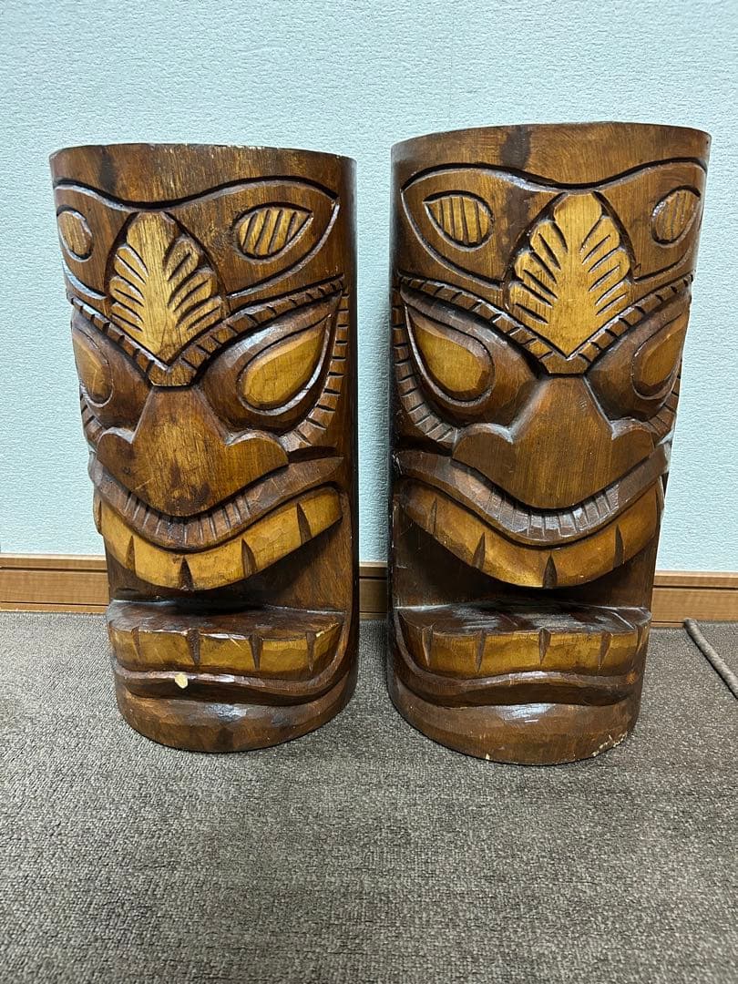 ティキ　直径24cm前後×高さ48cm前後