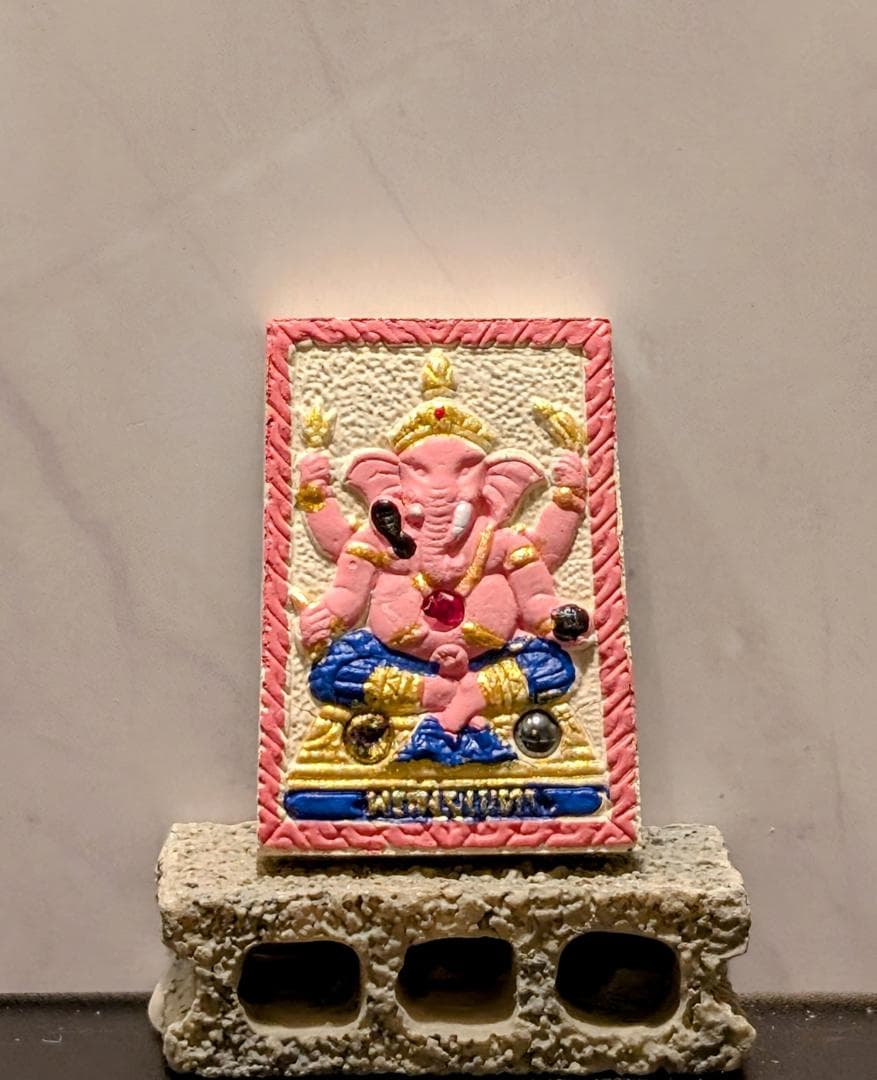 タイお守り　プラクルアン　ルアン・ポークン　ソムデット　2556年　(048)