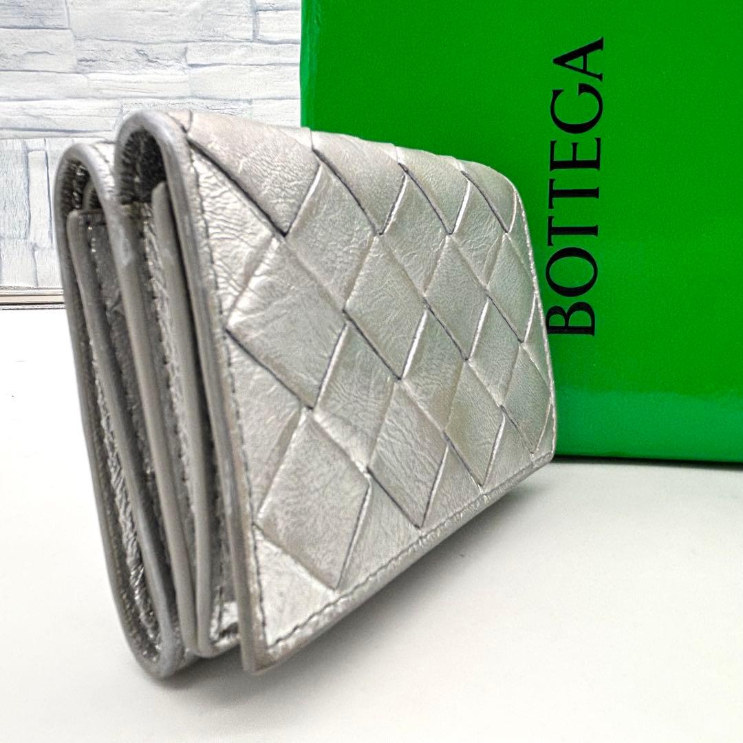 ボッテガヴェネタ 　三つ折り財布 コンパクト財布　マキシイントレチャート