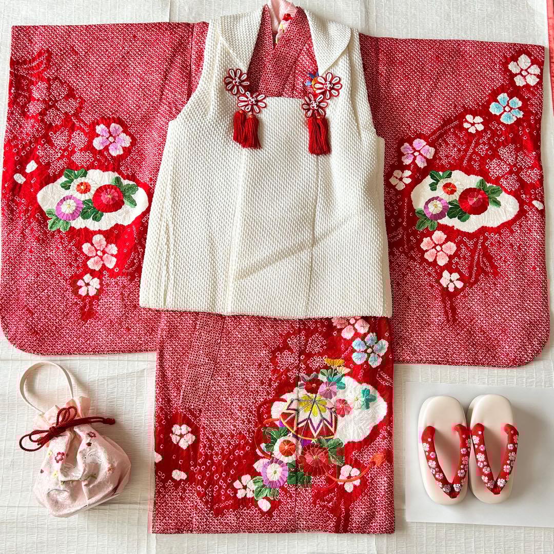 七五三 3歳 総絞り 着物 正絹 被布 三歳 赤 草履 753 金駒刺繍 赤白