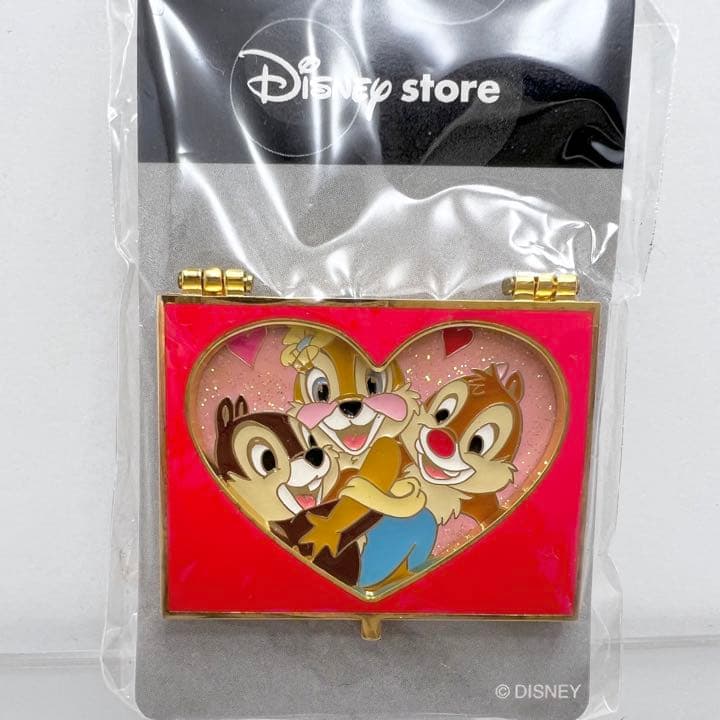 ディズニーストア バレンタイン チップ デール クラリス ピンバッジ 2005