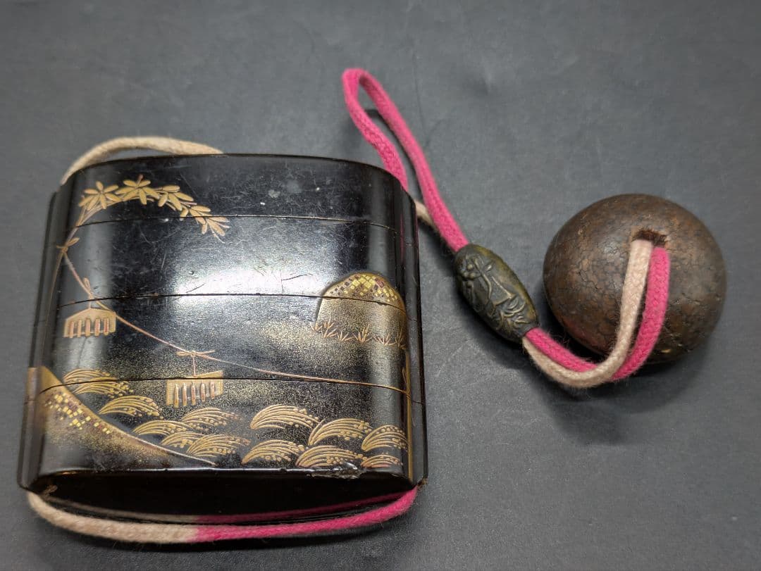 時代蒔絵 印籠
