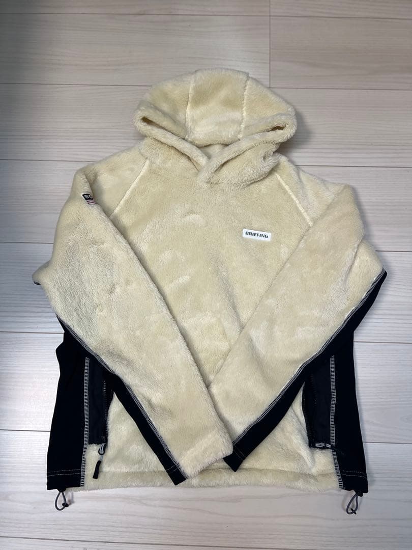 ブリーフィングボアトップス