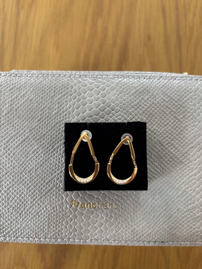 く*ん様 エテ　ete 18k ピアス