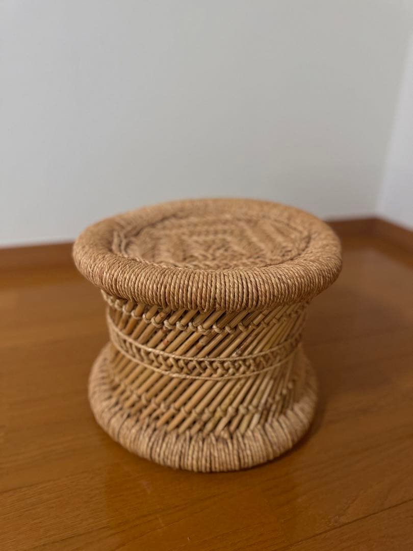 ［最終値下げ］インドの葦スツール「ムラ」