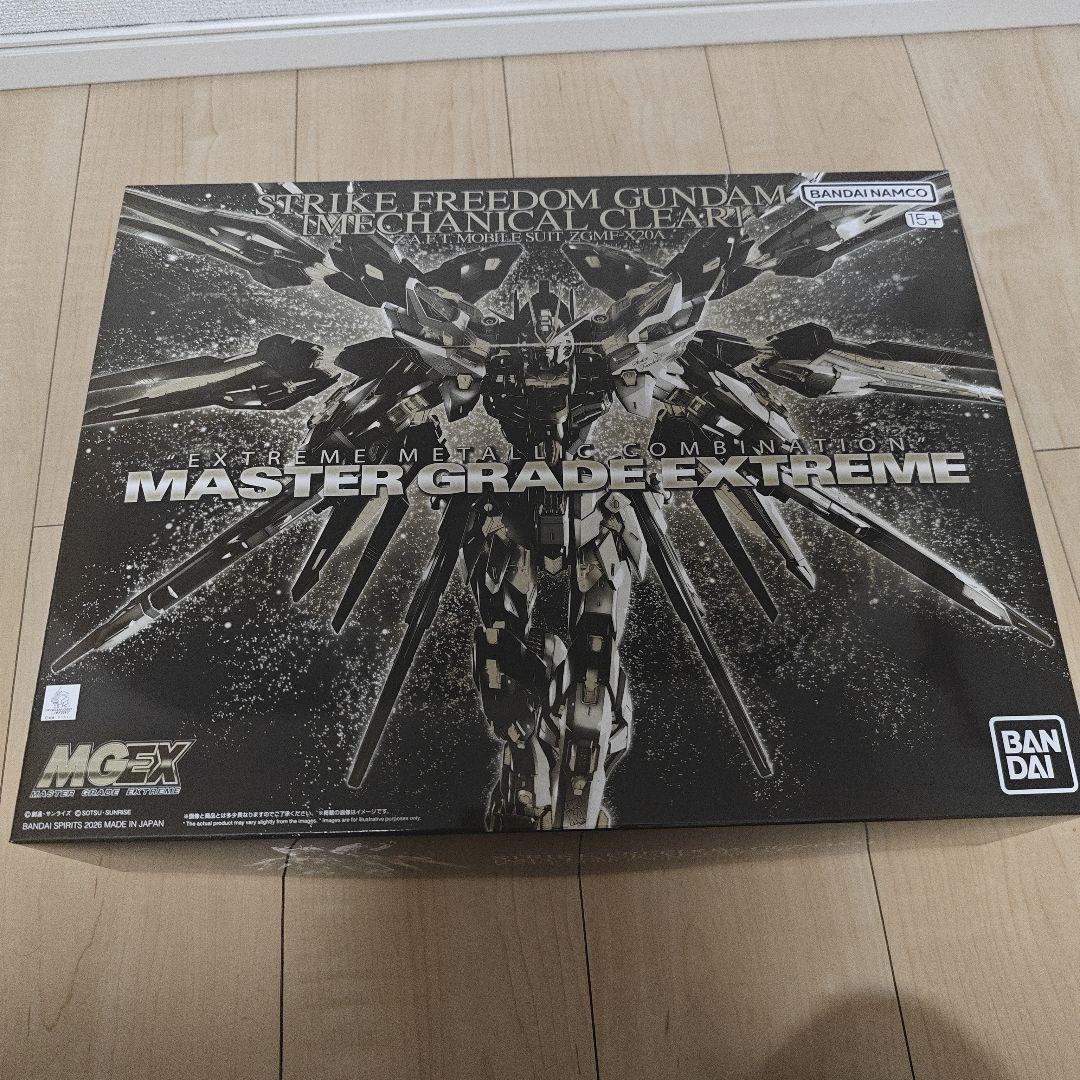 【新品】MGEX 1/100 ストライクフリーダムガンダム [メカニカルクリア]