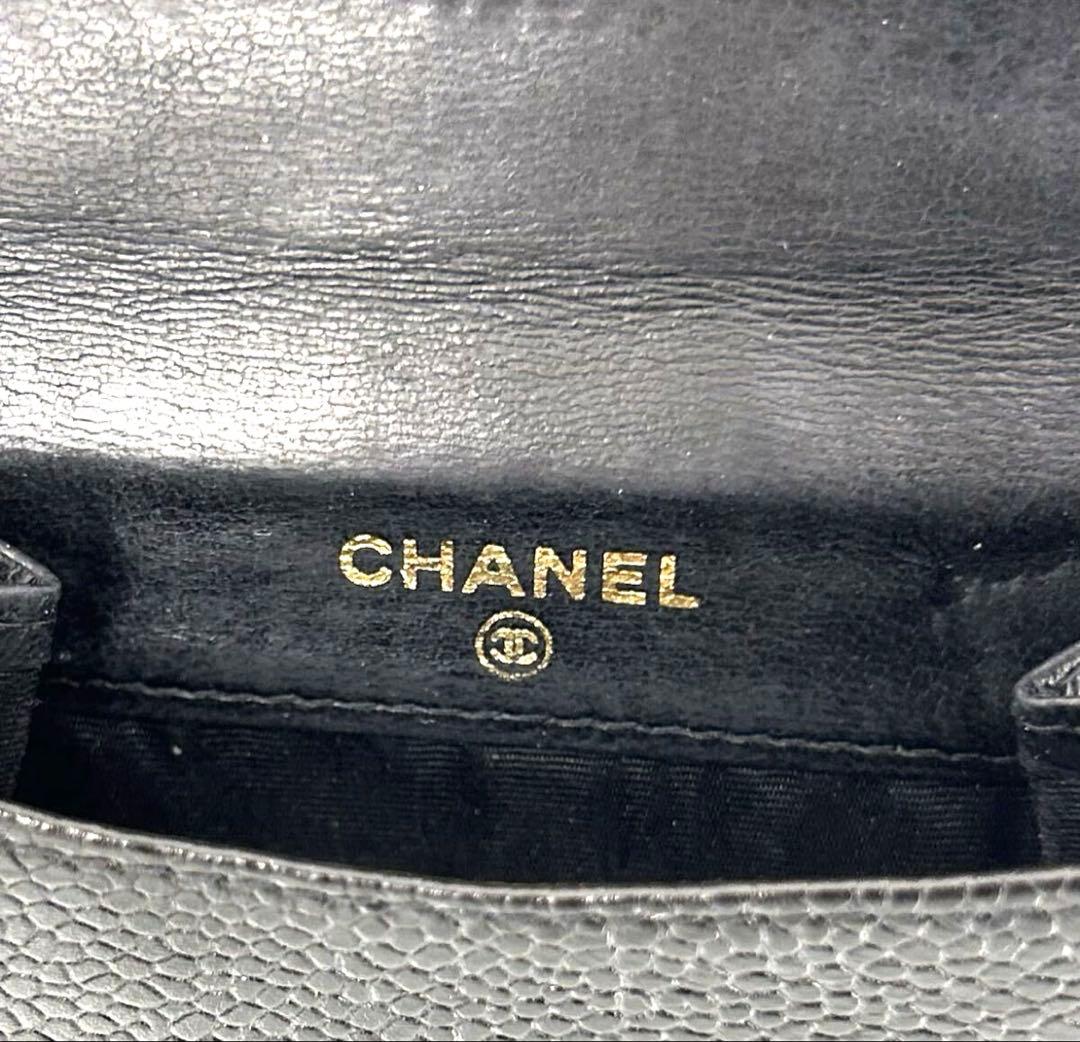 美品　CHANEL キャビアスキン ココマーク Wホック 二つ折り財布 ブラック