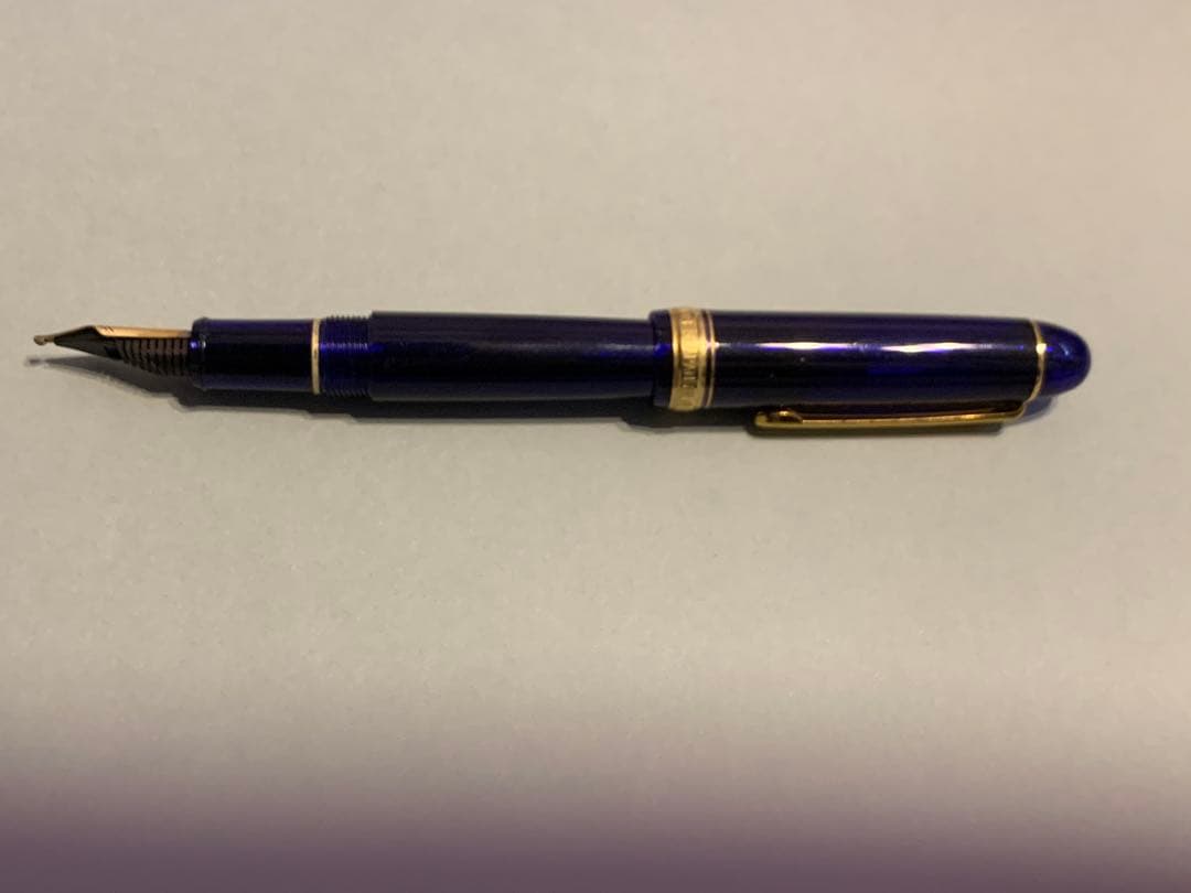 プラチナ３７７６