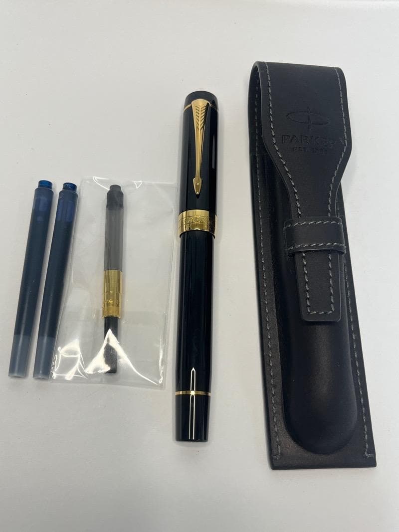 パーカー デュオフォールド クラシック ブラックGT センテニアル 万年筆 F