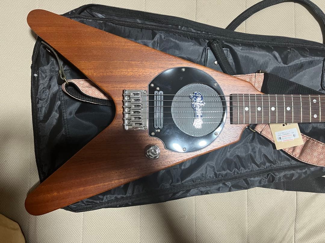 pignose アンプ内蔵ギター フライングv