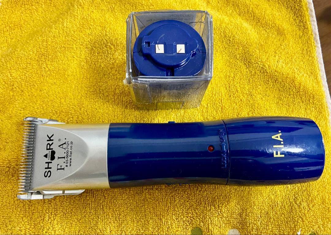 SHARK F.I.A. バリカン 替刃付き