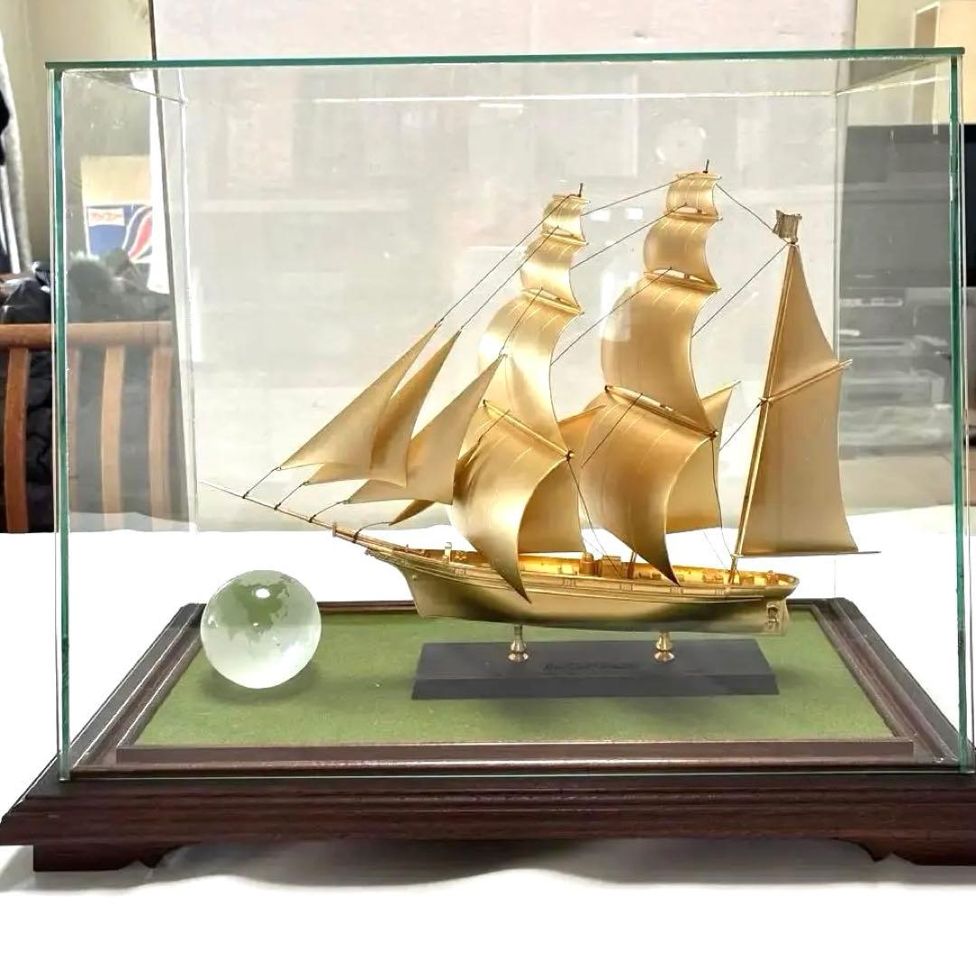 美術工芸品「咸臨丸」　金属製帆船　 ガラスケース付き