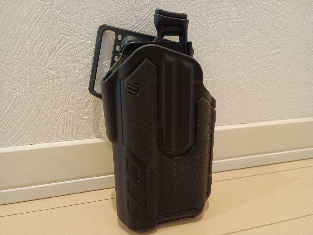 ブラックホーク BLACKHAWK OMNIVORE マルチフィットホルスター