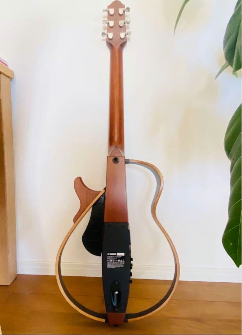 YAMAHA SLG200S サイレントギター/スチール弦モデル
