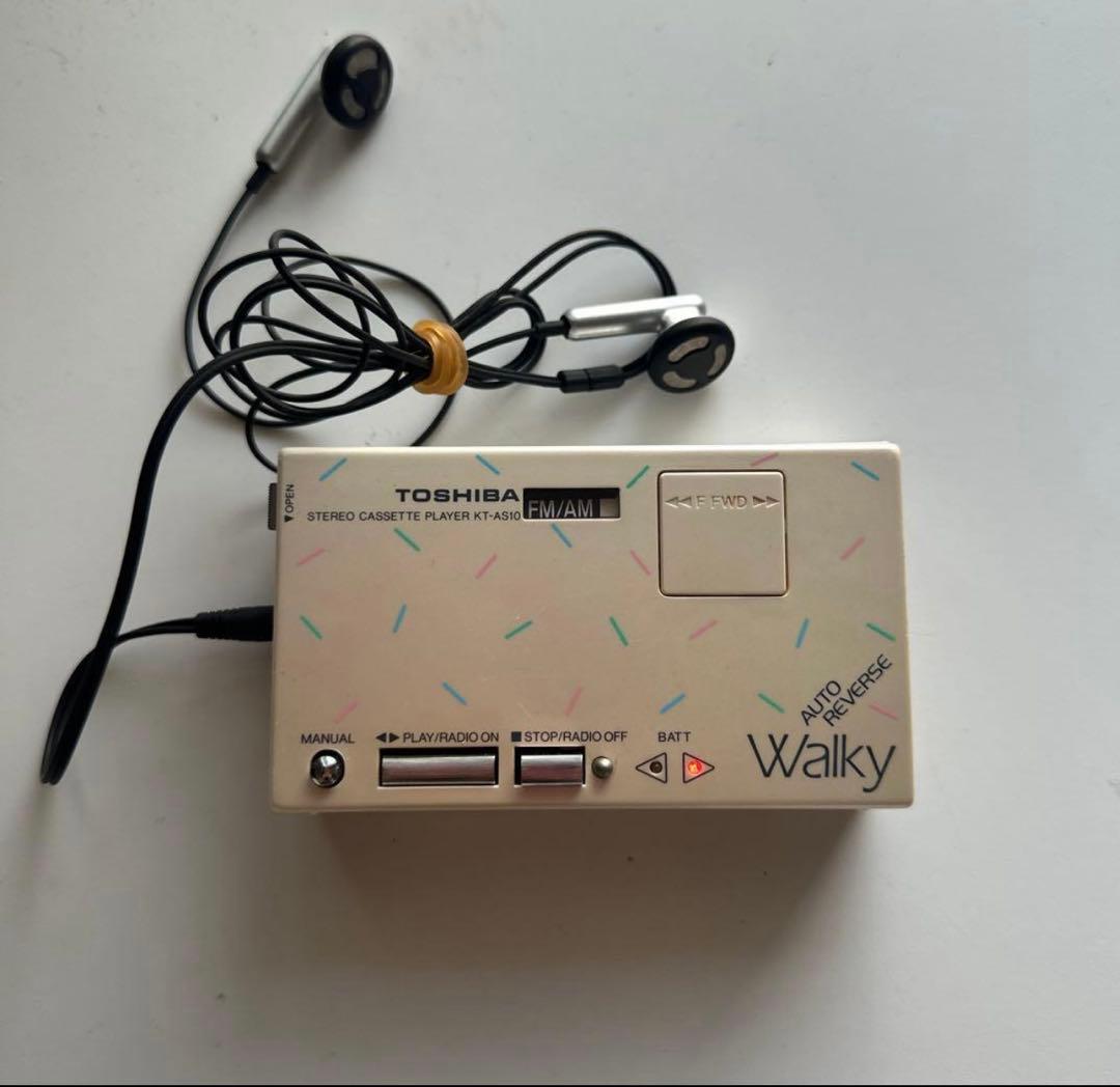 激レア　東芝　ポータブルカセットプレイヤー　Walky ウォーキーKT-AS10