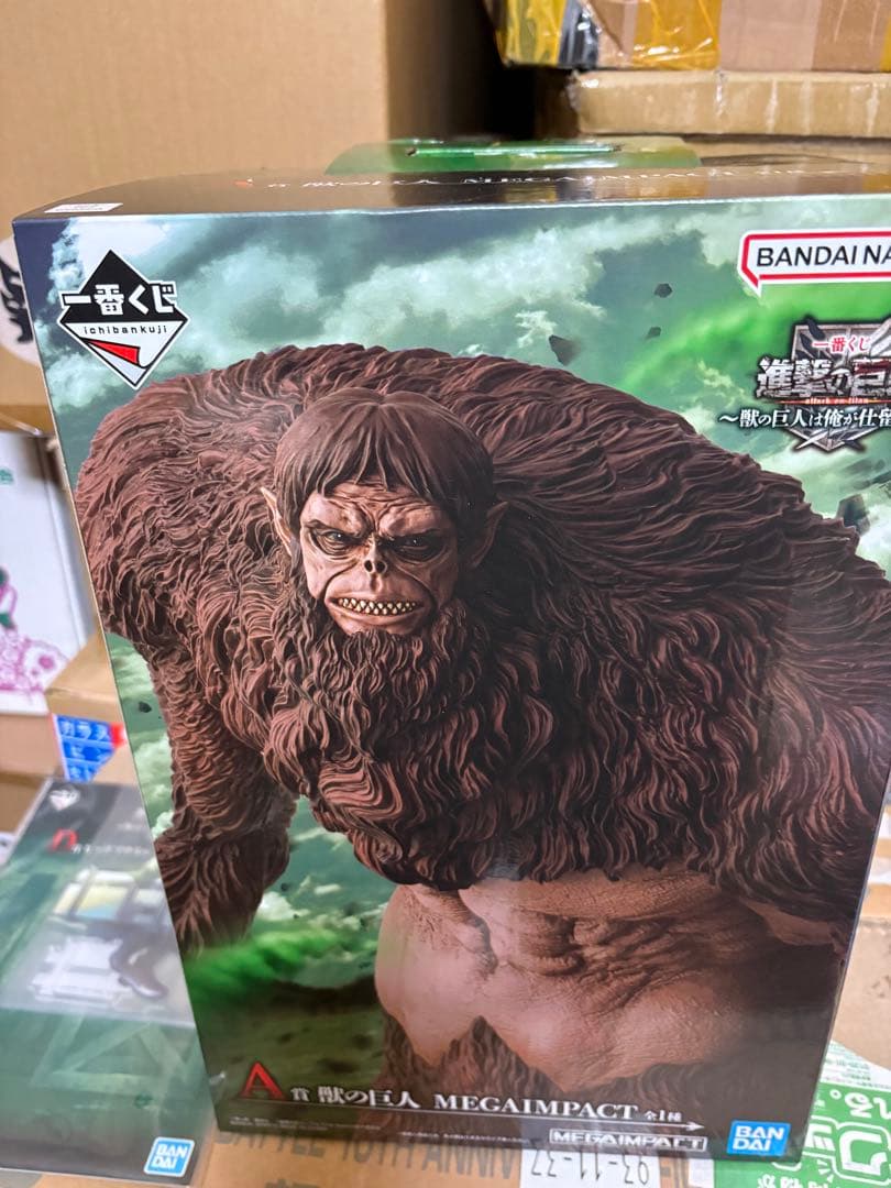進撃の巨人一番くじ　A賞　獣の巨人フィギュア　新品未開封品　おまけ付き