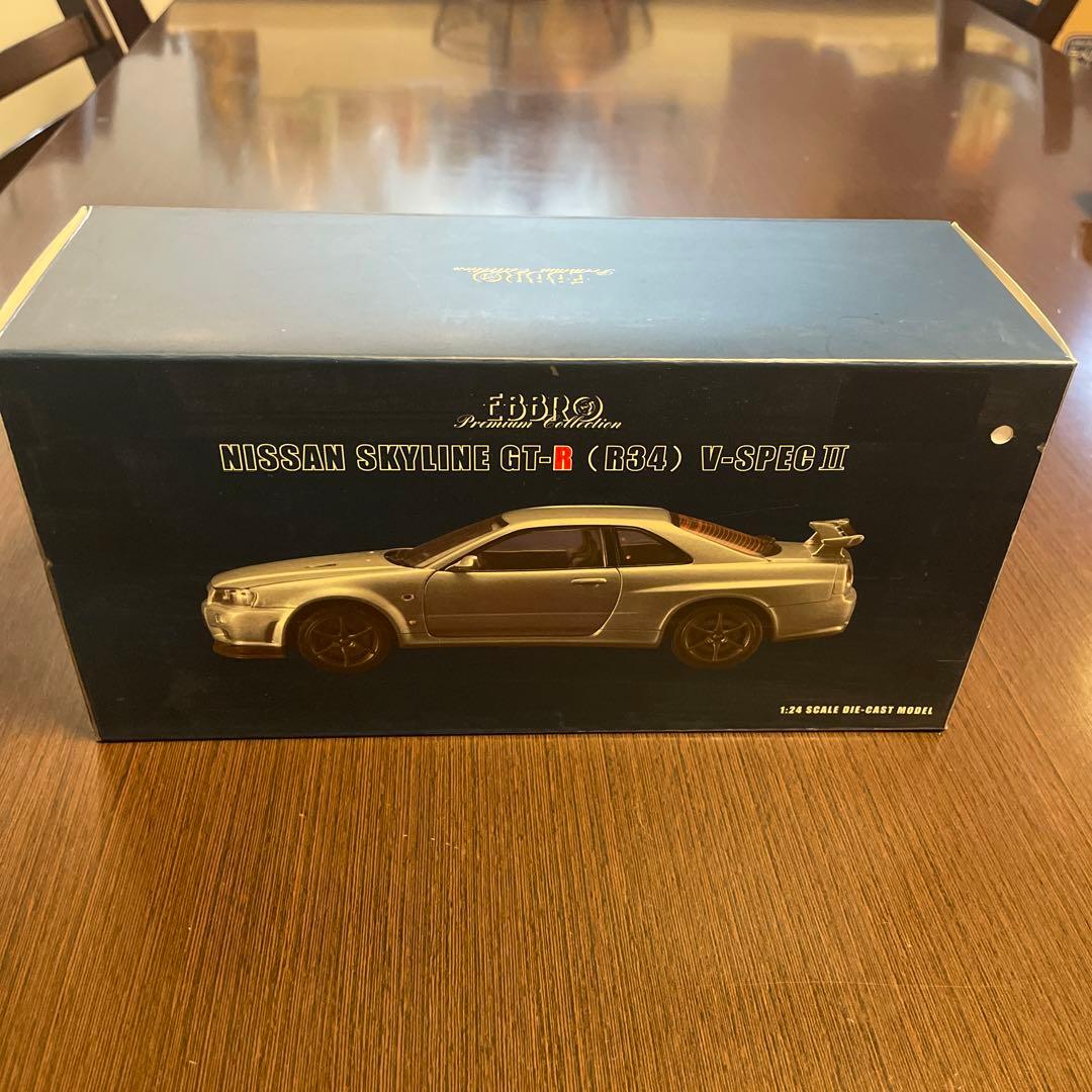 激レア品 エブロ SKYLINE GT-R R34 V-SPECⅡ 1/24