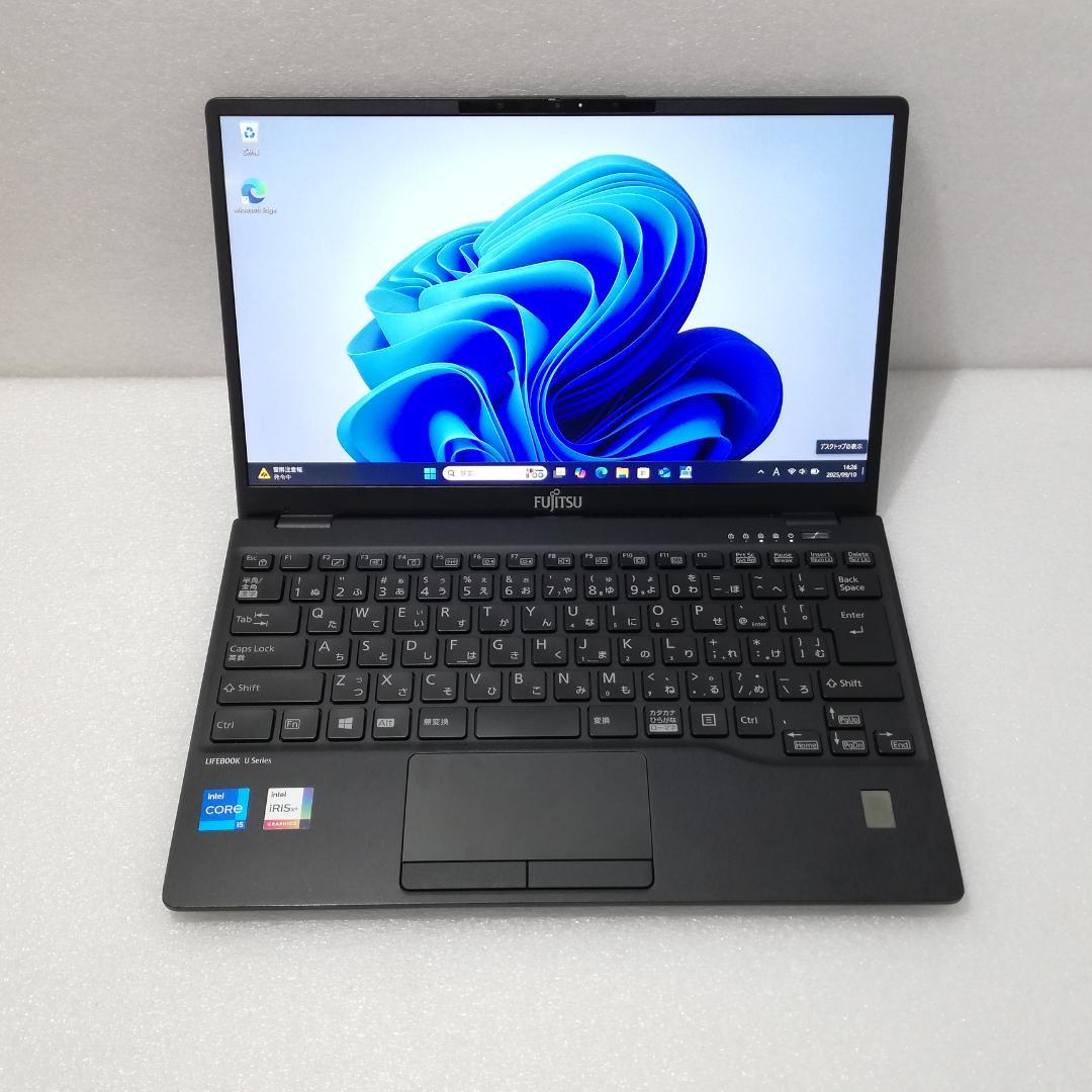 富士通　U9311/F i5-1145G7 2.6GHz　8G　Nvme256G