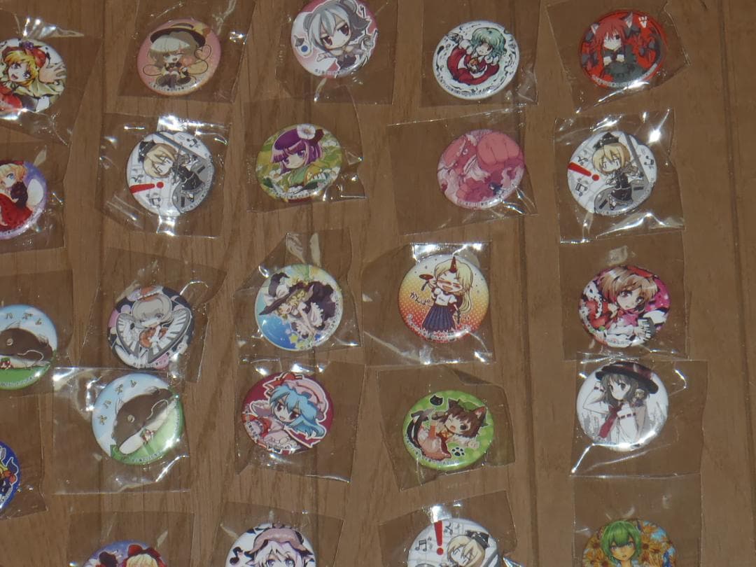 東方絢爛徽章　東方Project 缶バッジ　３２２個セット　未開封