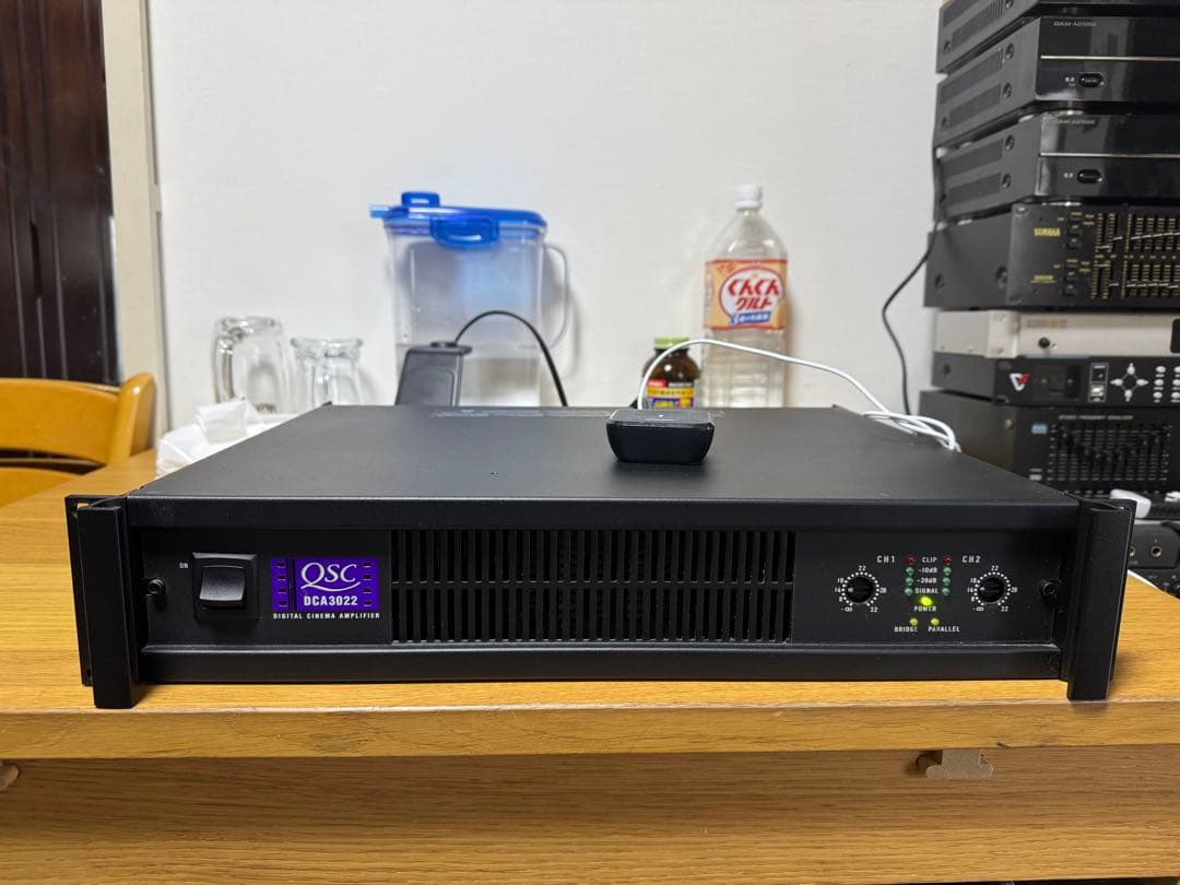 QSC DCA3022 2チャンネルパワーアンプ