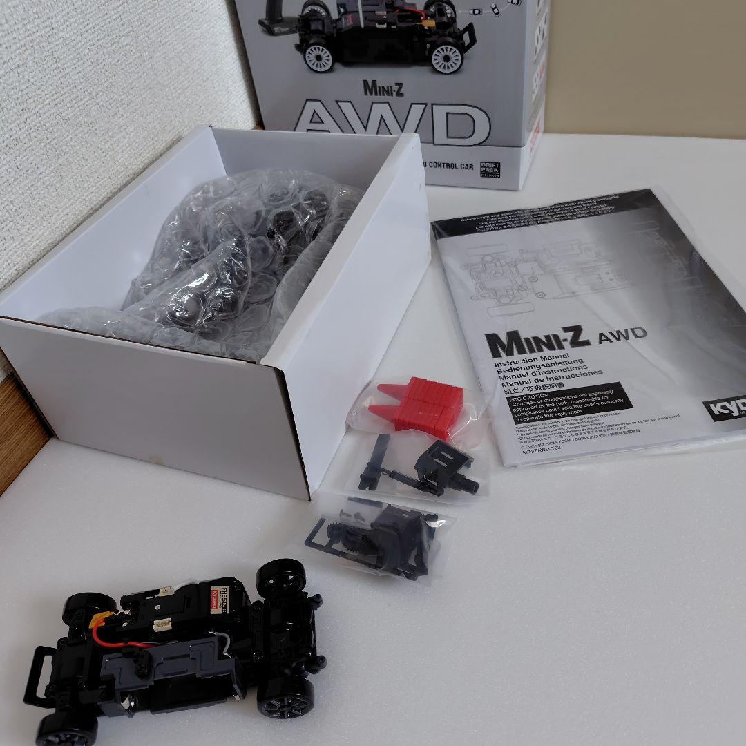z*6様 京商MINI-Z AWD　未通電　ボディ無し　レディセット
