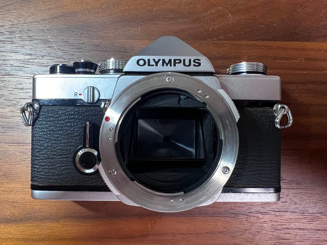オリンパス OLYMPUS OM-1 クロームボディ