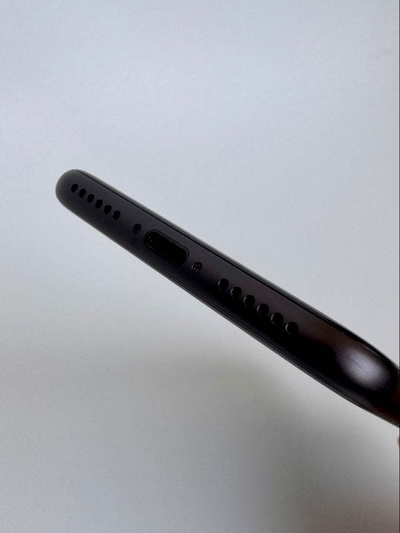 【超美品】Apple iPhone 8 スペースグレイ 64G バッテリー92%