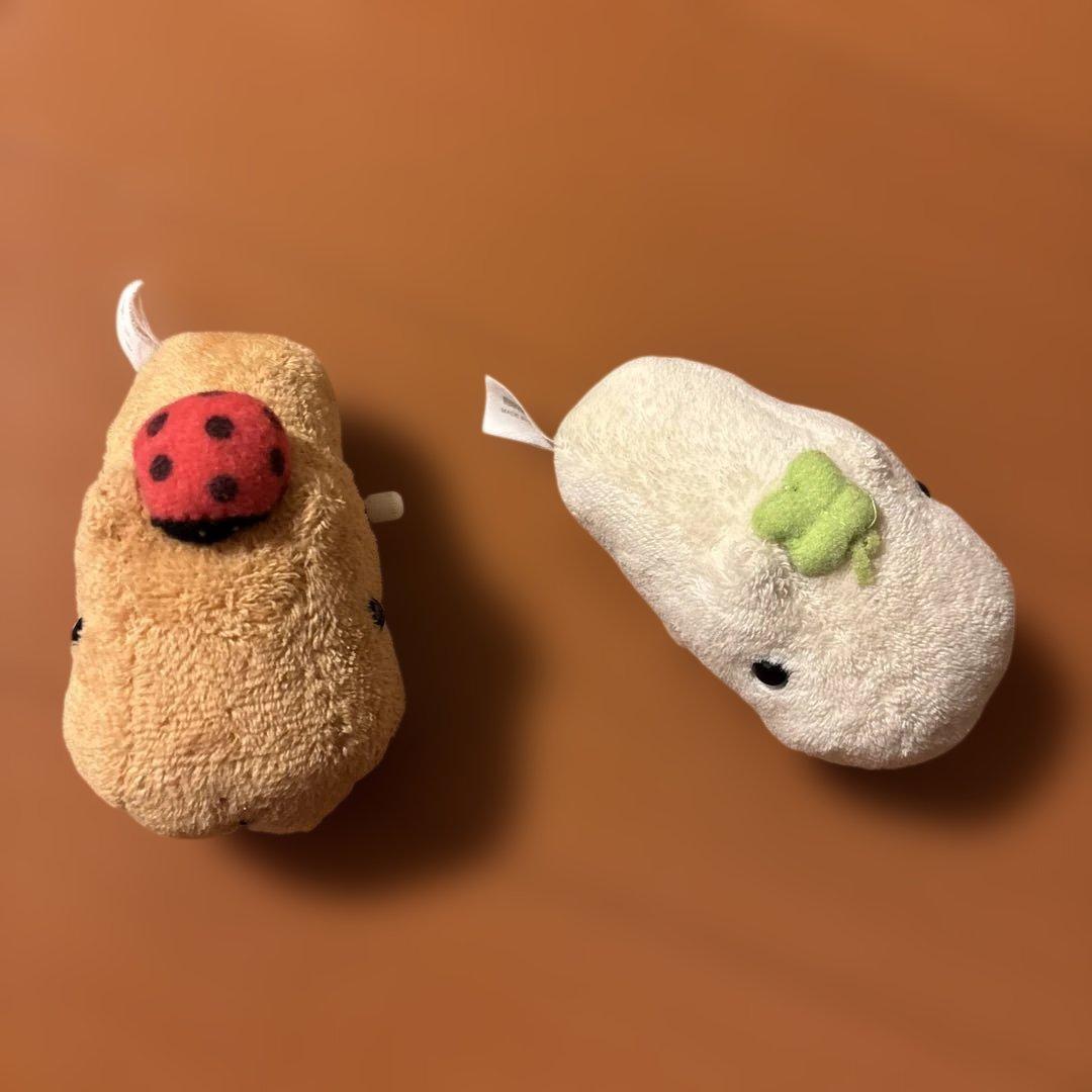 平成レトロ　初期　カピバラさん　とことこ歩くカピバラさん　２個セット