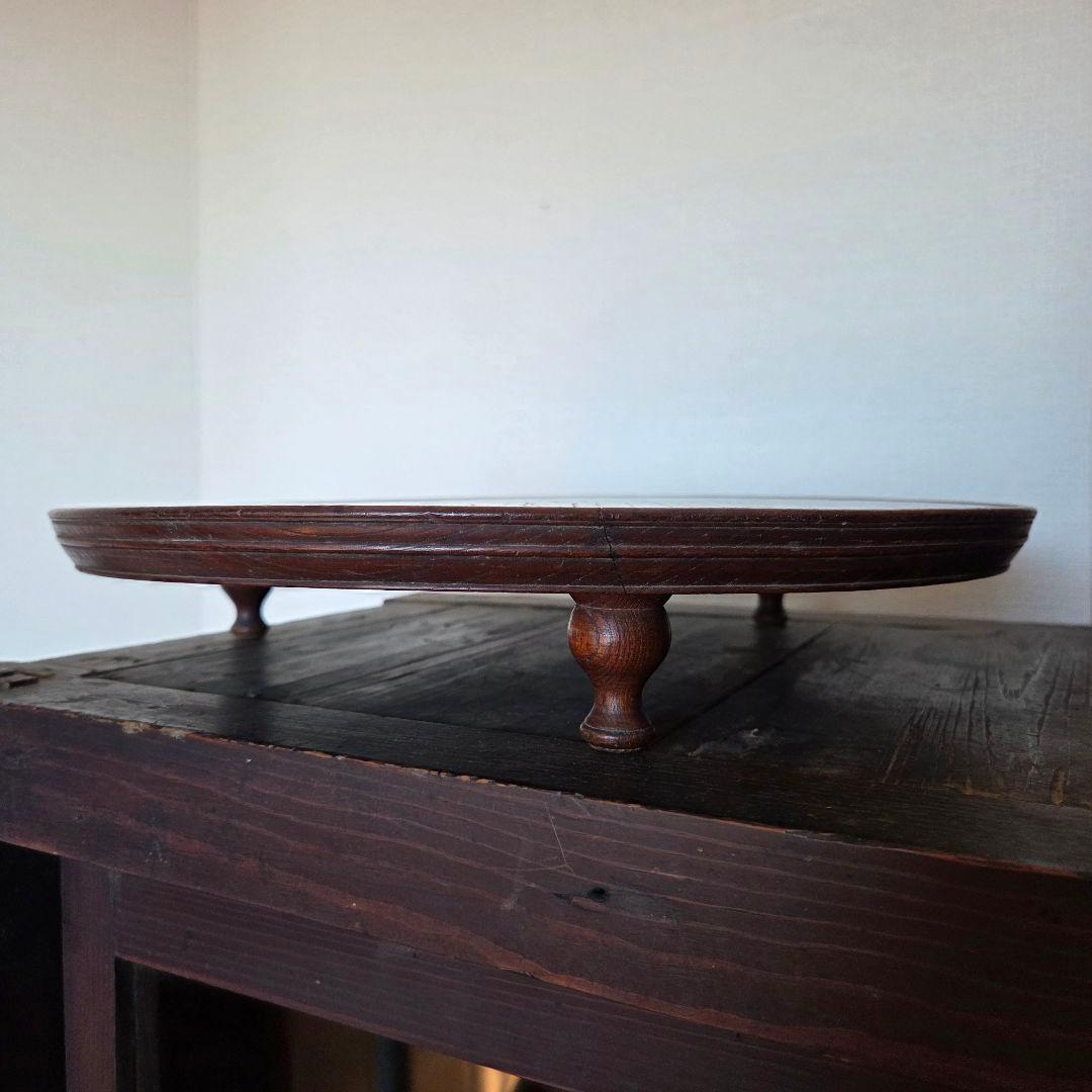 アンティーク雑貨　丸膳　花台　飾り台　ディスプレイ台　古物　三つ脚　展示台