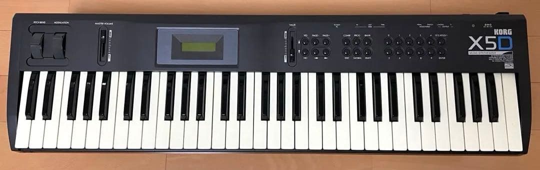 KORG X5D シンセサイザー