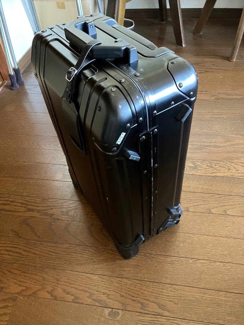 ゼロハリバートン アルミ キャリーバッグ スーツケース 機内持ち込み可能 黒