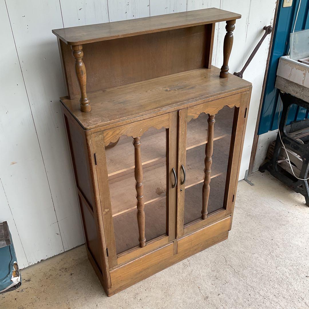 昭和レトロな本棚