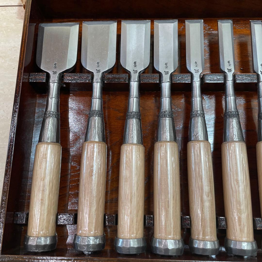 国慶作 竹節 追入鑿 10本組 壱組　白樫柄