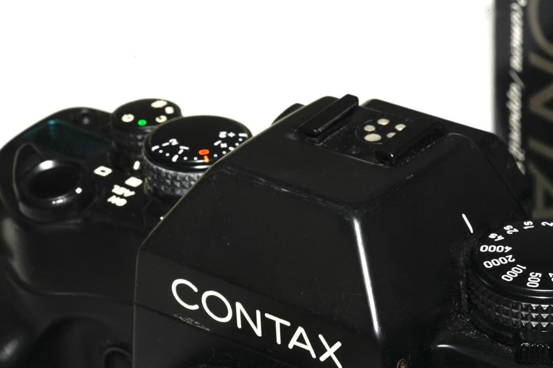 コンタックスCONTAX RXボディ（箱付き）+オマケレンズとストロボ