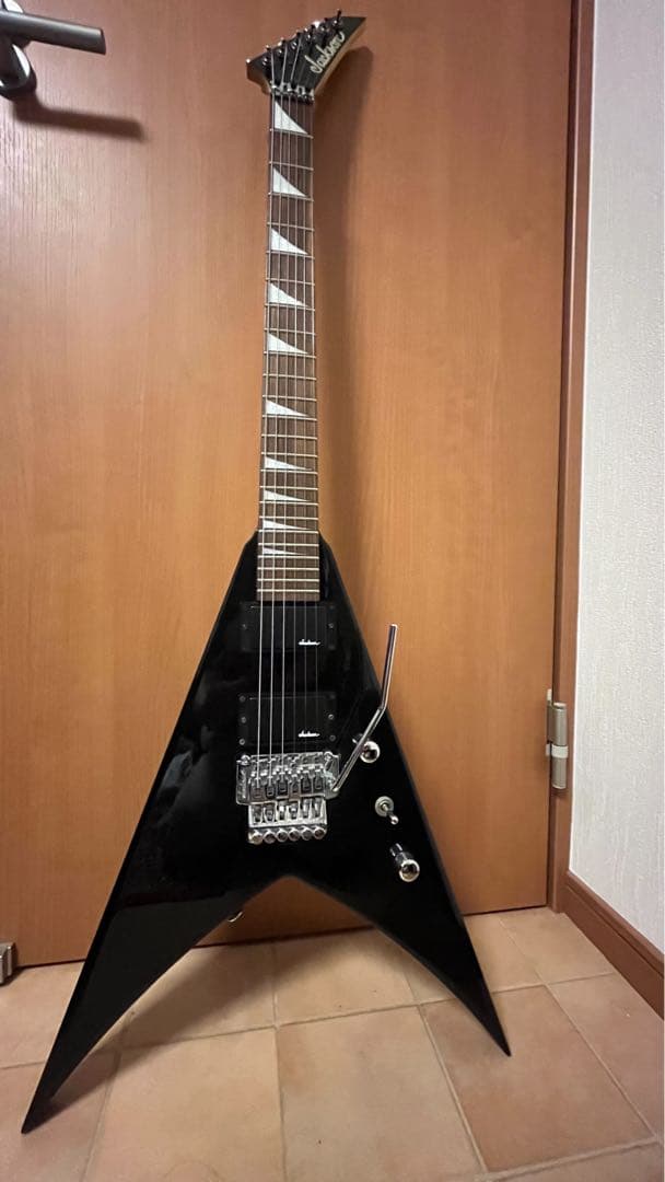 Jackson KING-V Floyd Rose　ジャクソン フライングV 黒