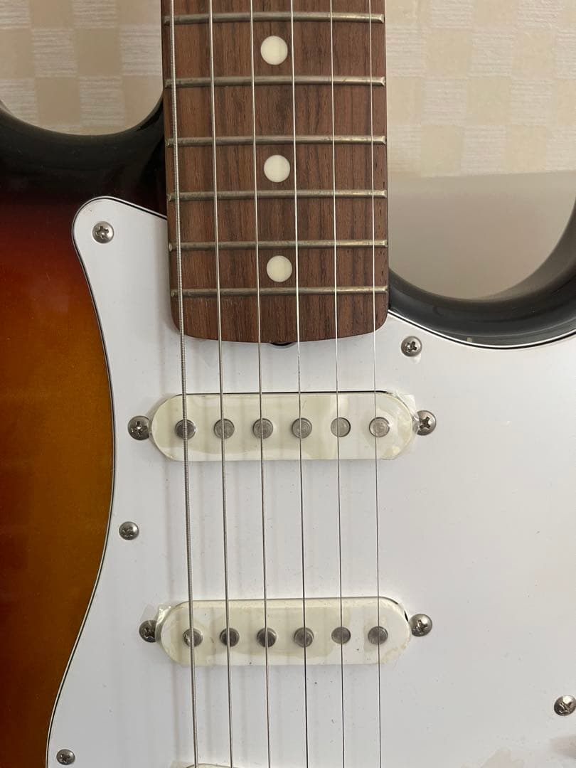 Bellwinフェンダー　STRAOCASTER エレキギター
