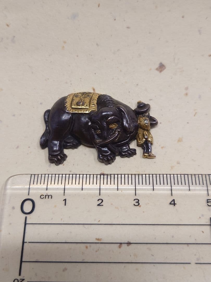 目貫、象と南蛮船図